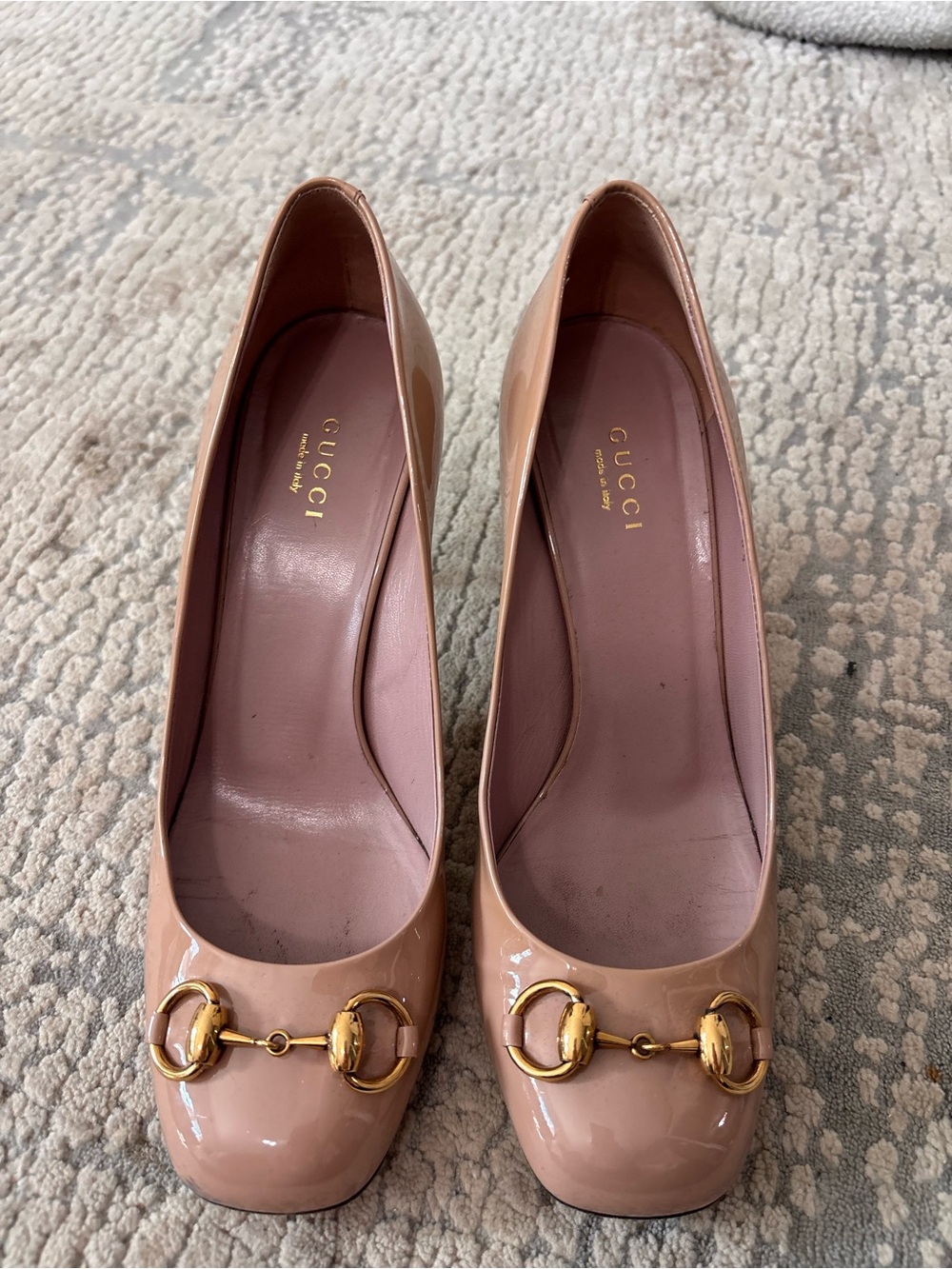 Gucci Women's Nude Patent Leather Horsebit Pumps 38.5